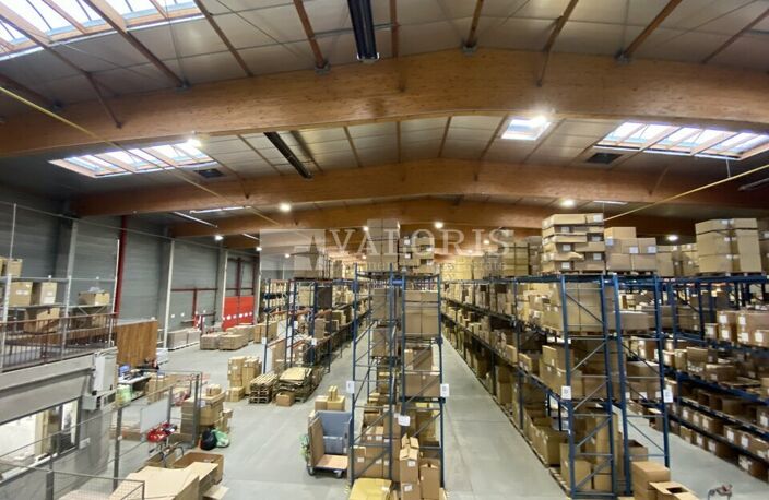 ENTREPOT - LOGISTIQUE à LOUER — photo 3