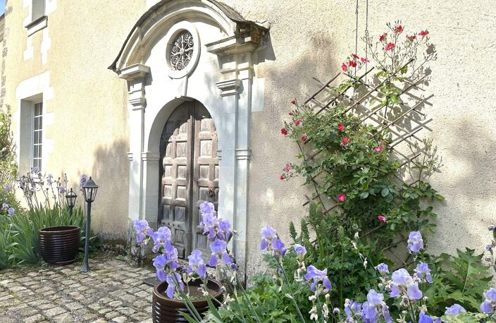 Maison de maître - 416m² - Chavagnes-les-Eaux — photo 2