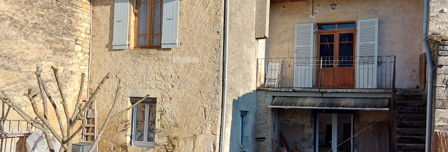 Maison 9 Pièces 236 m² à vendre à Orgelet (39270)