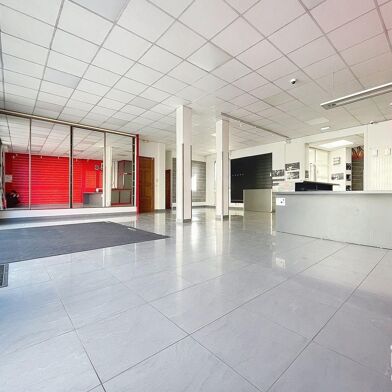 Commerce  599000 €