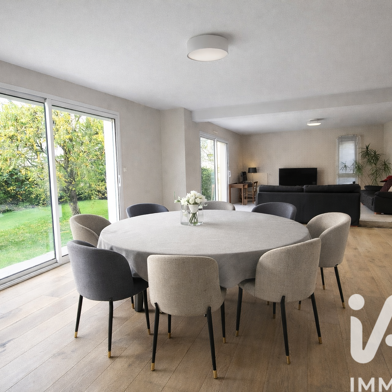 Maison 8 pièces 879000 €