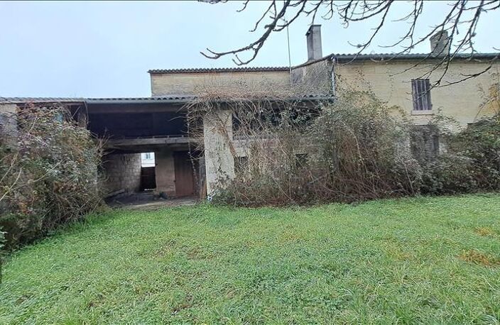 Maison en pierre de 8 pièces principales — photo 2
