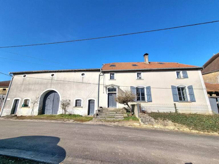 Ancien Presbytère en pierre — photo 1