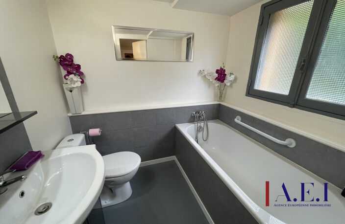 Maison type 4 sur sous-sol 946 m² de terrain — photo 4