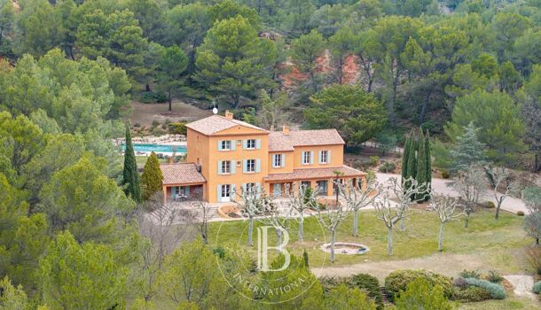 Villa / Maison 15 pièces  à vendre Aix-en-Provence 13100