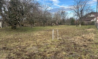Terrain  745 m² à vendre à La Bâtie-Montgascon (38110)