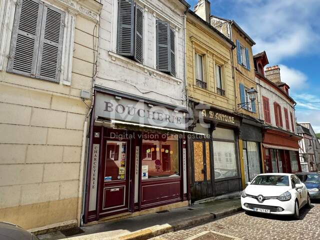 Immeuble à rénover - Joigny — photo du bien