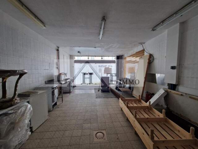 A LOUER 155 M²  BOUTIQUE + LOGEMENT AU CENTRE VILLE DE MONTMORENCY — photo du bien