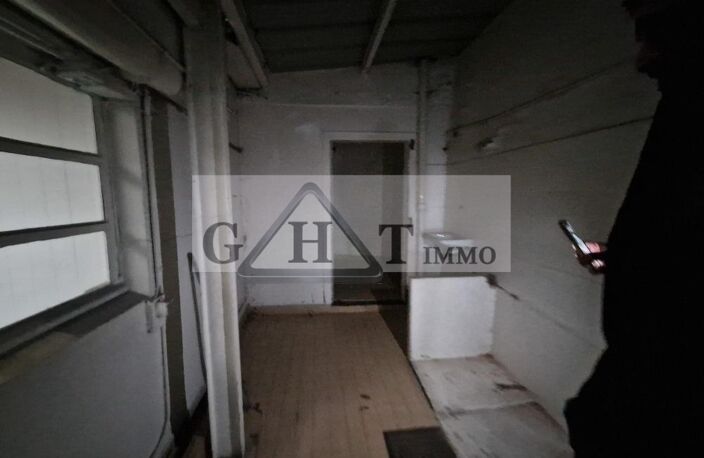 A LOUER 155 M²  BOUTIQUE + LOGEMENT AU CENTRE VILLE DE MONTMORENCY — photo 4