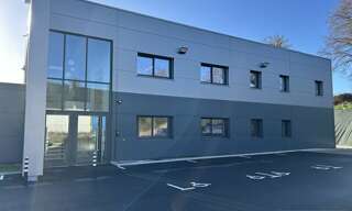 Bureau  107 m² à louer à Larmor-Plage (56260)