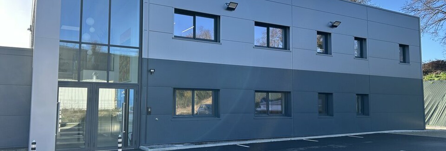 Bureau  107 m² à louer à Larmor-Plage (56260)