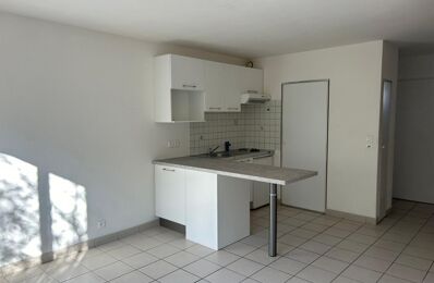 location appartement 630 € CC /mois à proximité de Saint-Pierre-du-Mont (40280)