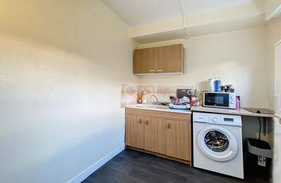 Appartement À Vendre — photo du bien