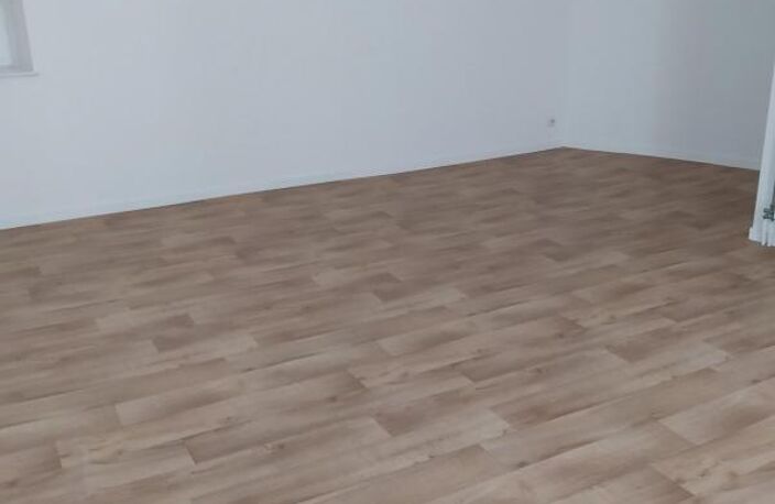 Location Appartement 3  pièces 60 m² Ingrandes — photo 4