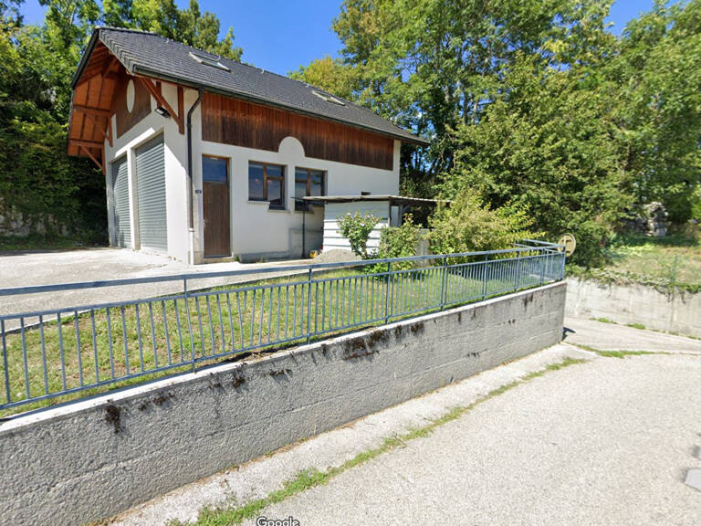 Batiment pour un futur aménagement à Entrelacs — photo 1