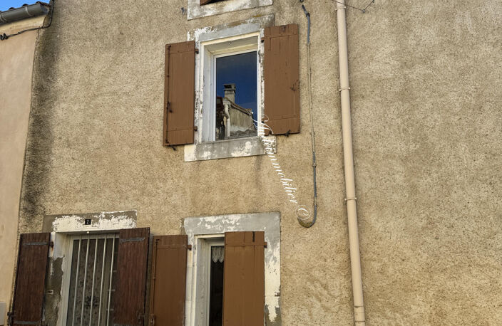 Maison de village avec garage — photo 2