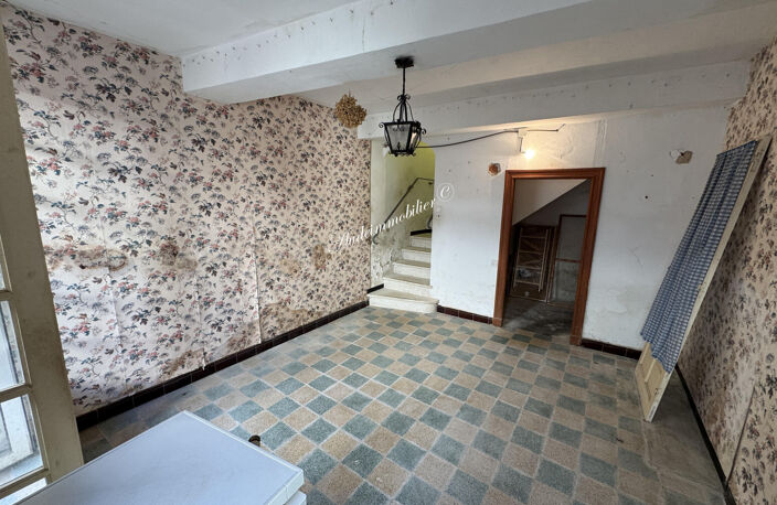 Maison de village avec garage — photo 3