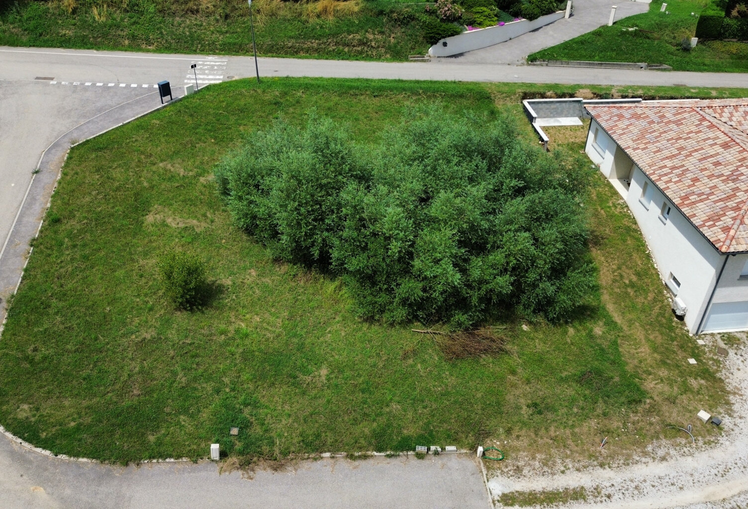 Ozon, terrain constructible à vendre — photo 1