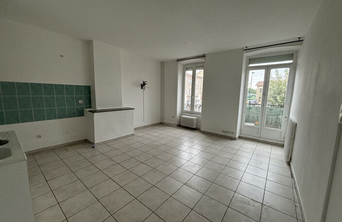 T2 à louer au centre de St Rambert d'Albon — photo 2