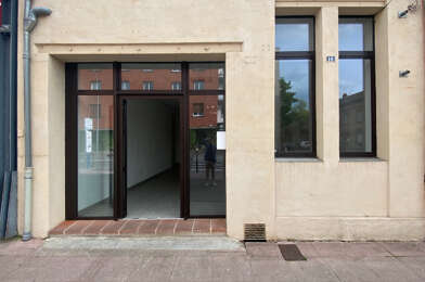 Commerce 2 pièces 780 €