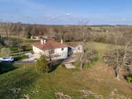 Maison traditionnelle située au Nord de Villeneuve sur Lot avec dépendance et beau terrain — photo 2