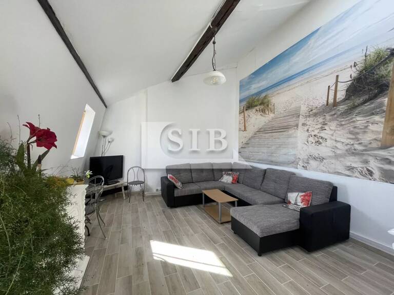 F3 en duplex - 930,00euros + 70,00euros de charges — photo 1