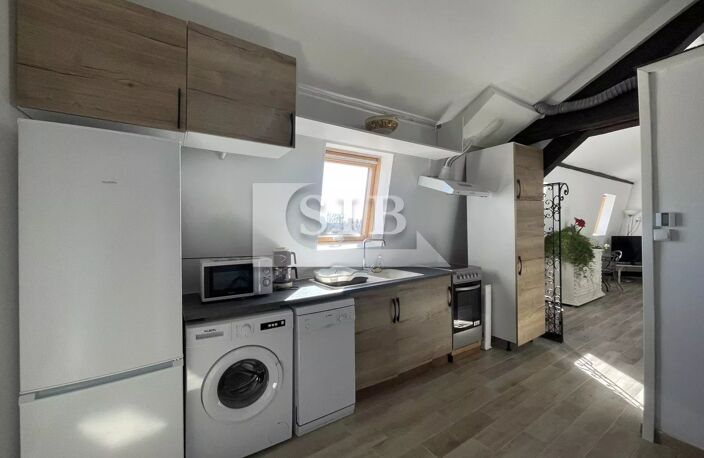 F3 en duplex - 930,00euros + 70,00euros de charges — photo 4