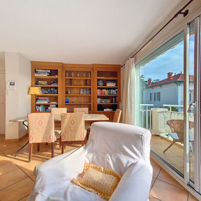 Appartement  600000 €