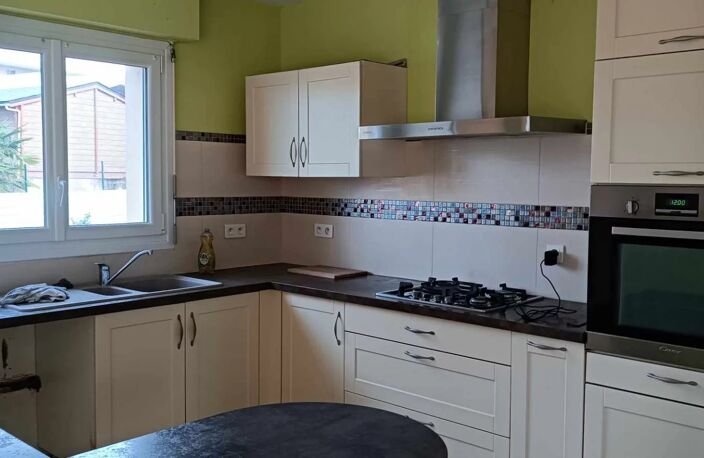 MAISON 4/5 CHAMBRES GARAGE- PONTIVY — photo 4