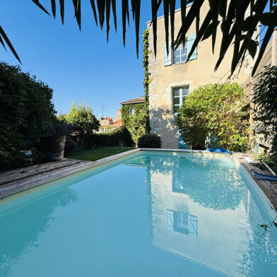 Maison 10 pièces 748000 €