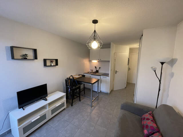 Studio 20m2 - Vendu meublé et vide — photo du bien