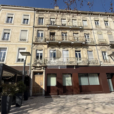 Appartement 5 pièces 187000 €