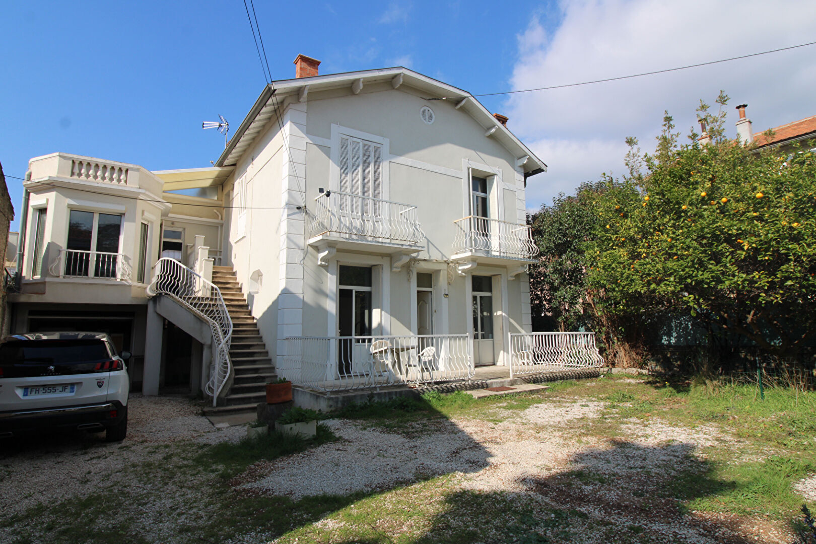 Villa / Maison 8 pièces  à vendre Toulon 83100