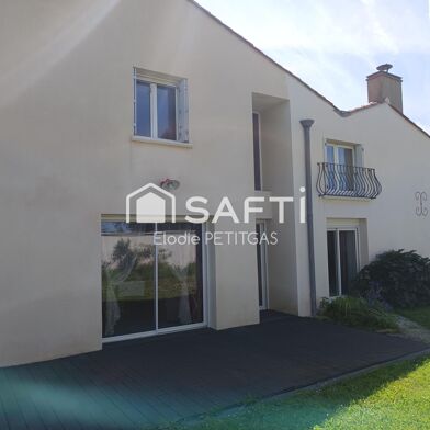 Maison 8 pièces 306000 €