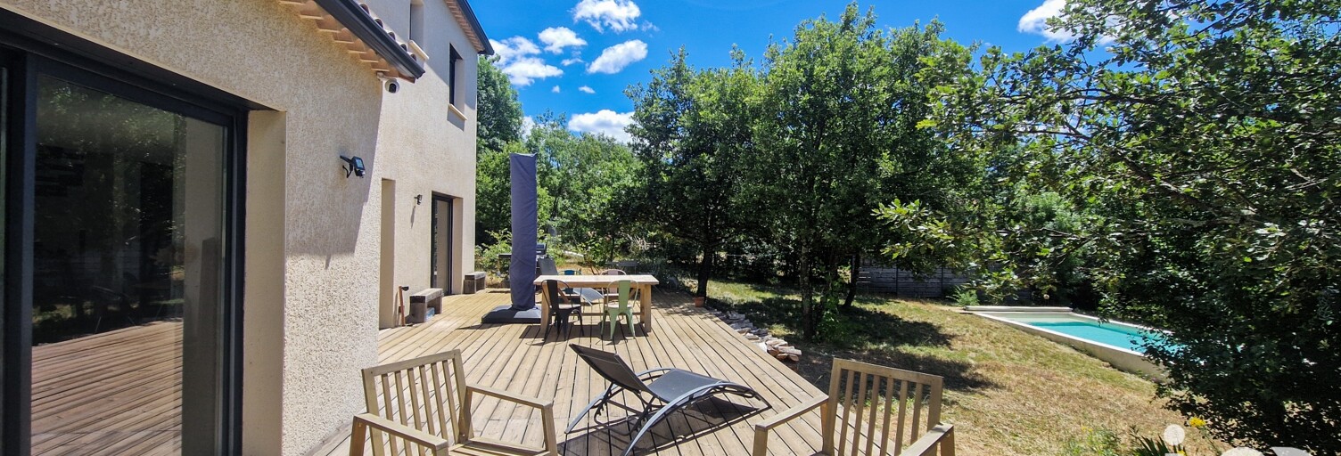 Maison 5 Pièces 119 m² à vendre à Barjac (30430)