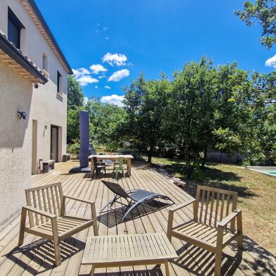 Maison 5 pièces 349000 €