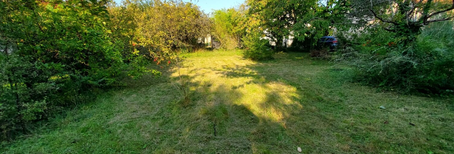 Terrain  681 m² à vendre à Ris-Orangis (91130)