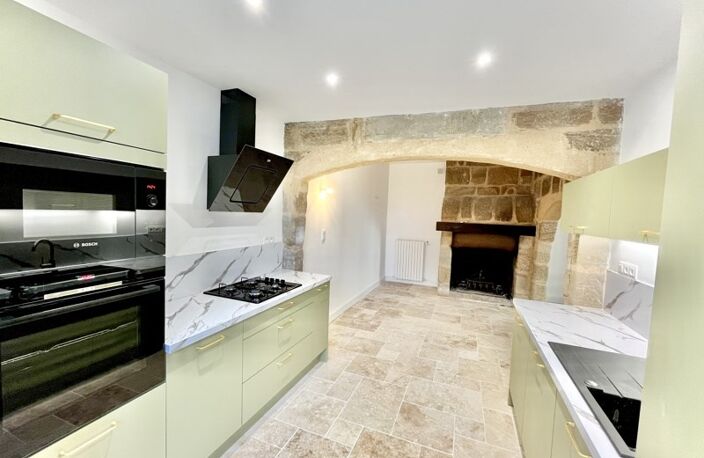 Maison en pierre de 6 pièces principales — photo 3