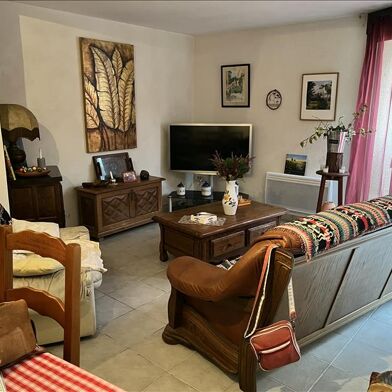 Immeuble  191700 €