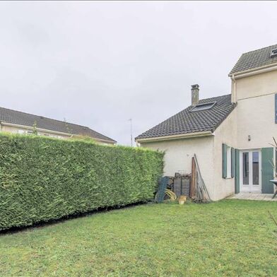 Maison 6 pièces 102 m²