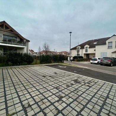 Garage  9000 €