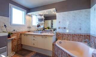 Maison 4 Pièces 111 m² à vendre à Saintes (17100)