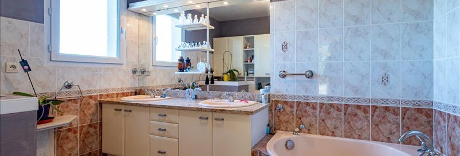 Maison 4 Pièces 111 m² à vendre à Saintes (17100)