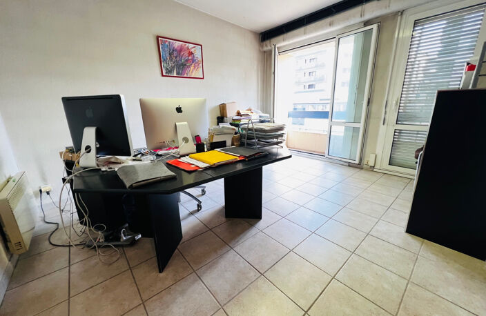 Appartement 3 pièces ou bureaux St Cyprien / Fer à Cheval — photo 4