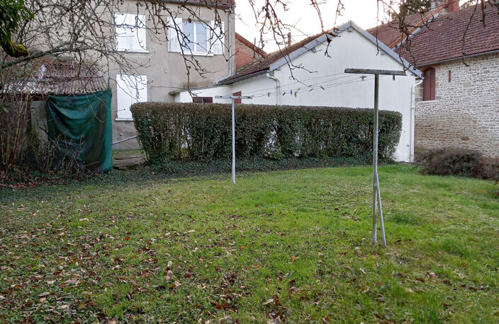 MAISON DE VILLAGE - — photo 4