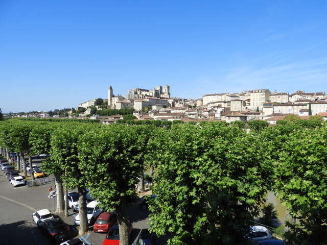 APPARTEMENT T4 - VUE CATHEDRALE — photo du bien