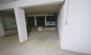 Garage   m² à louer à Perpignan (66100)