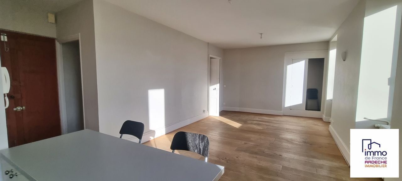 Appartement 5 pièces  à louer Privas 07000