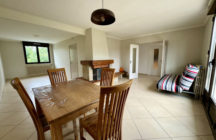 CAMPAGNE, 7 MN DES COMMERCES, 3/4 CHAMBRES, CALME, 89/140 M2 — photo 5