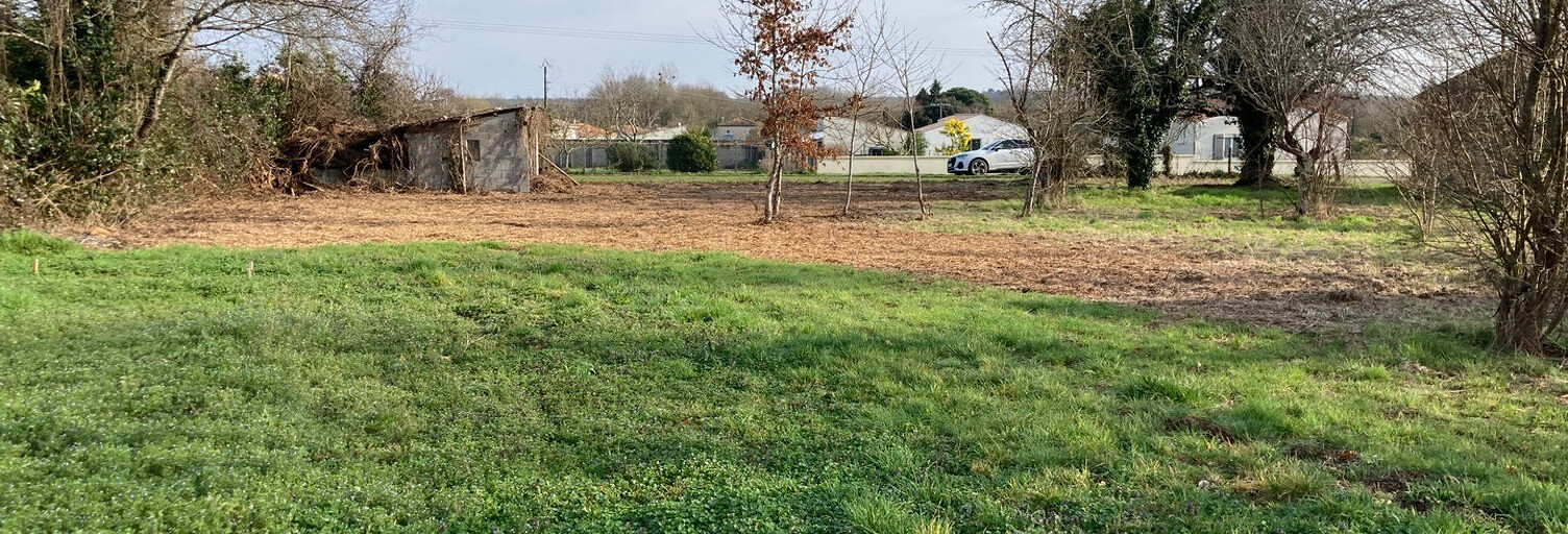 Terrain  1690 m² à vendre à Mosnac (17240)